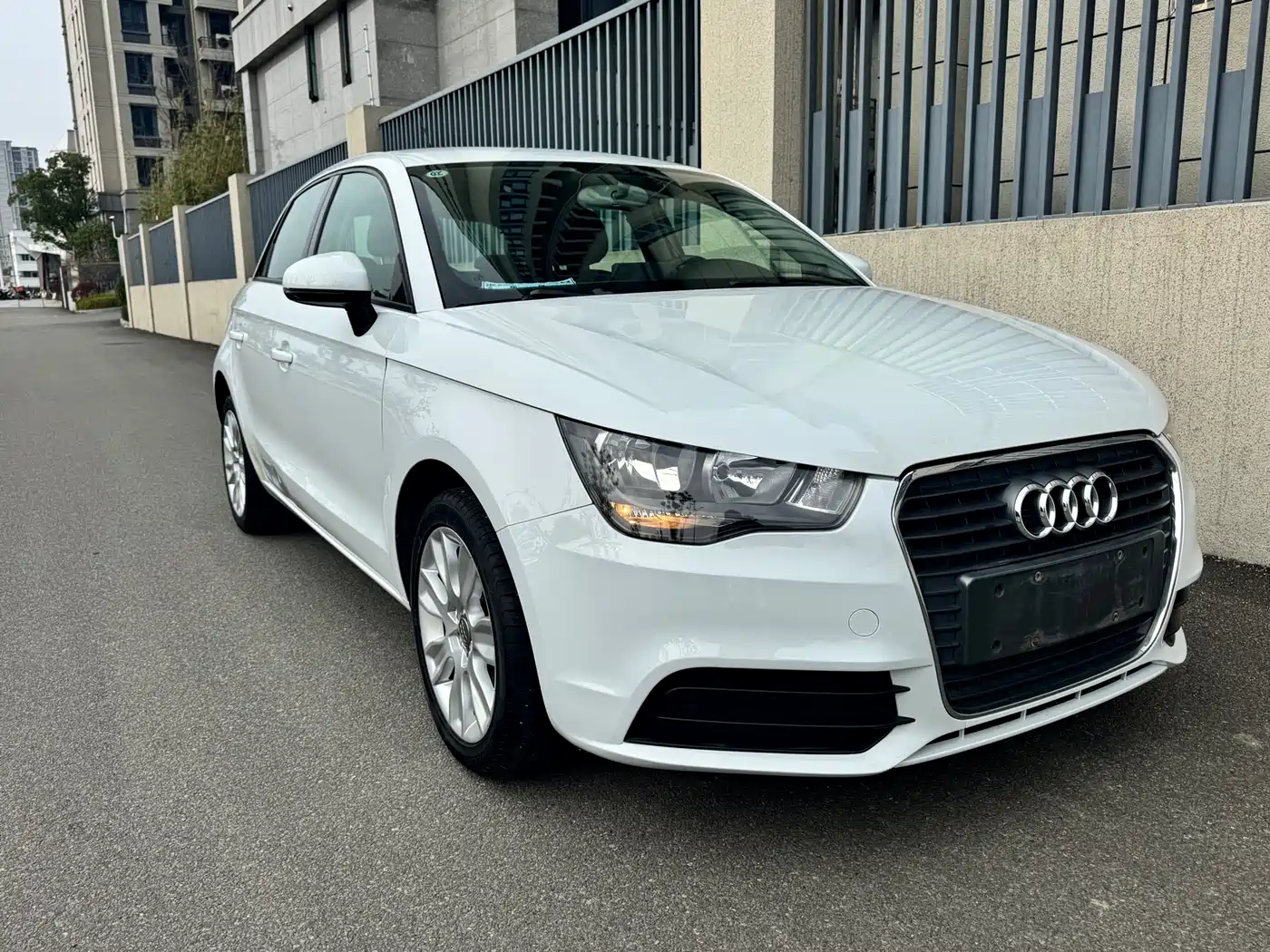 Audi A1 2014 30 TFSI Sportback Fashion фото 2