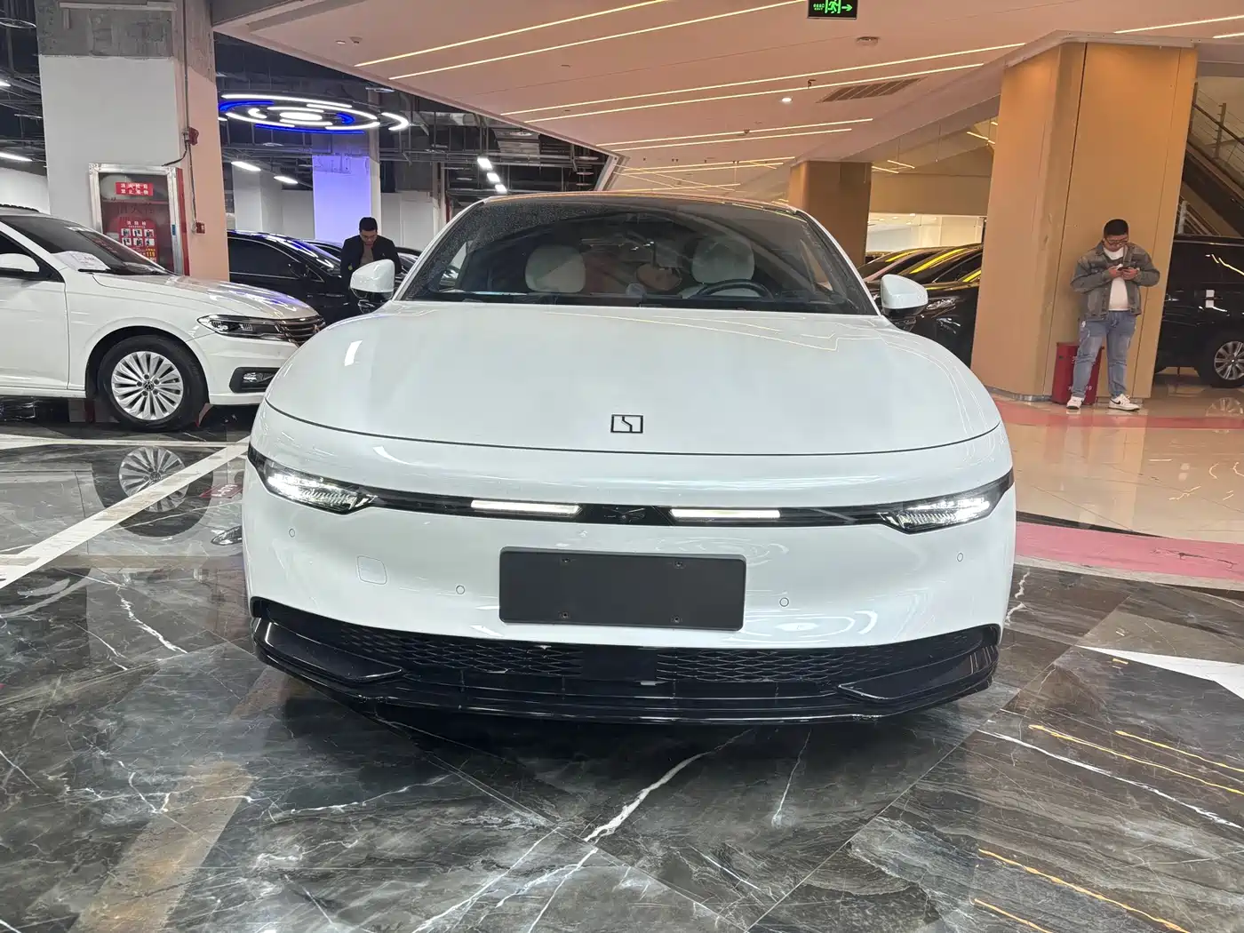 ZEEKR EXTREME KRYPTON 001