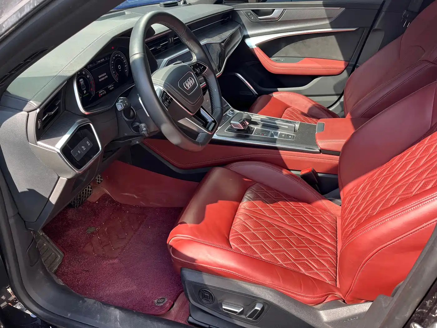 Фото 6 - Audi A7L
