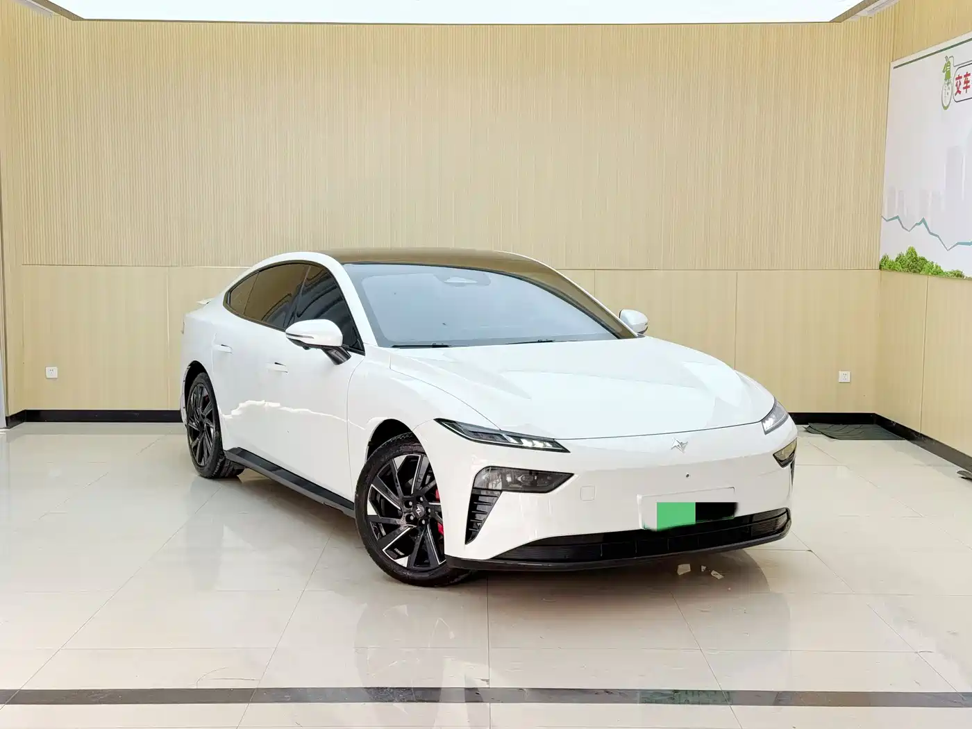 Dongfeng Yipai eπ007 2025 2024 Pure Electric 620 Ruyi Edition