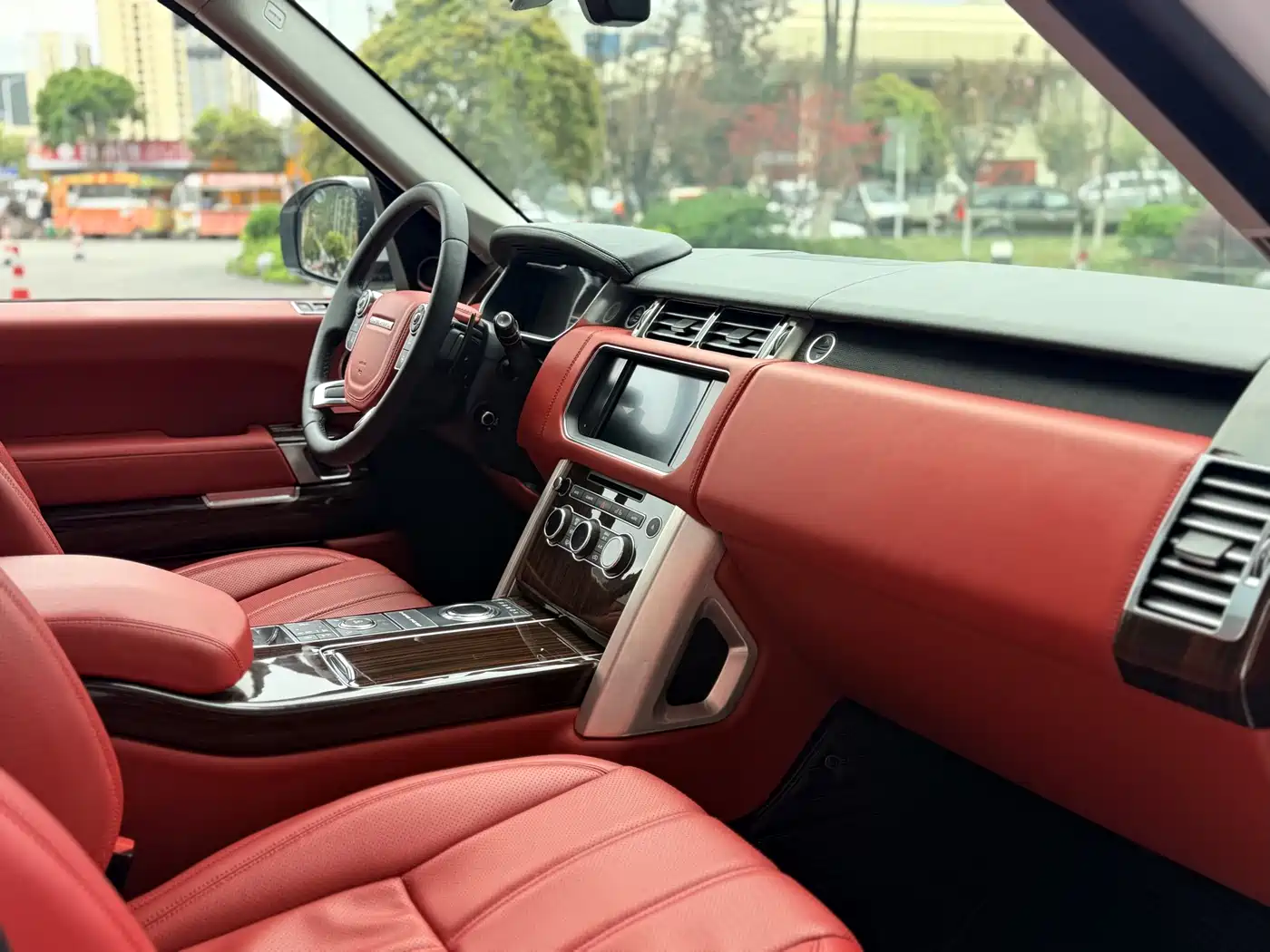 Land Rover Range Rover 2014 3.0 SC V6 Vogue SE фото 12
