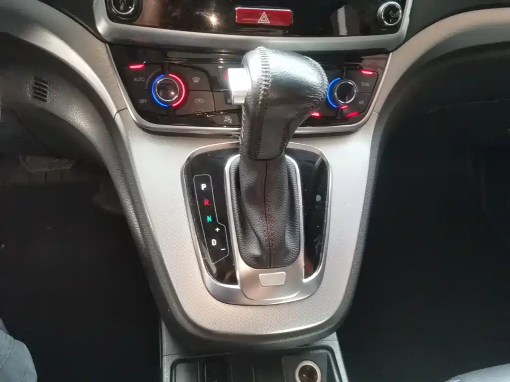 Haval M6 2018 2017 1.5T Automatic 2WD Elite