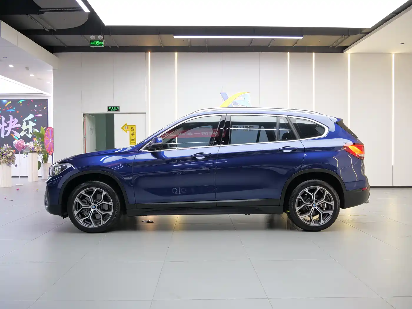 BMW X1 2020 sDrive25Li Leading Model фото 4