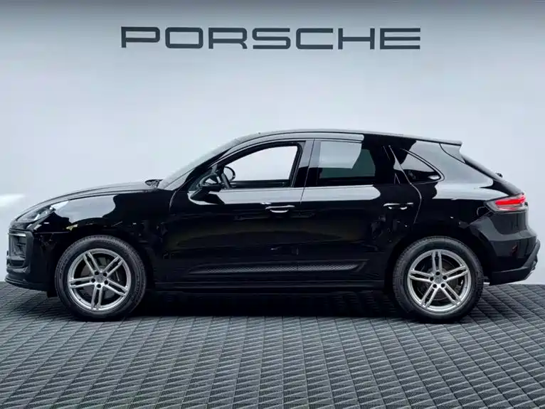 Porsche Macan 2024 Macan 2.0T фото 4