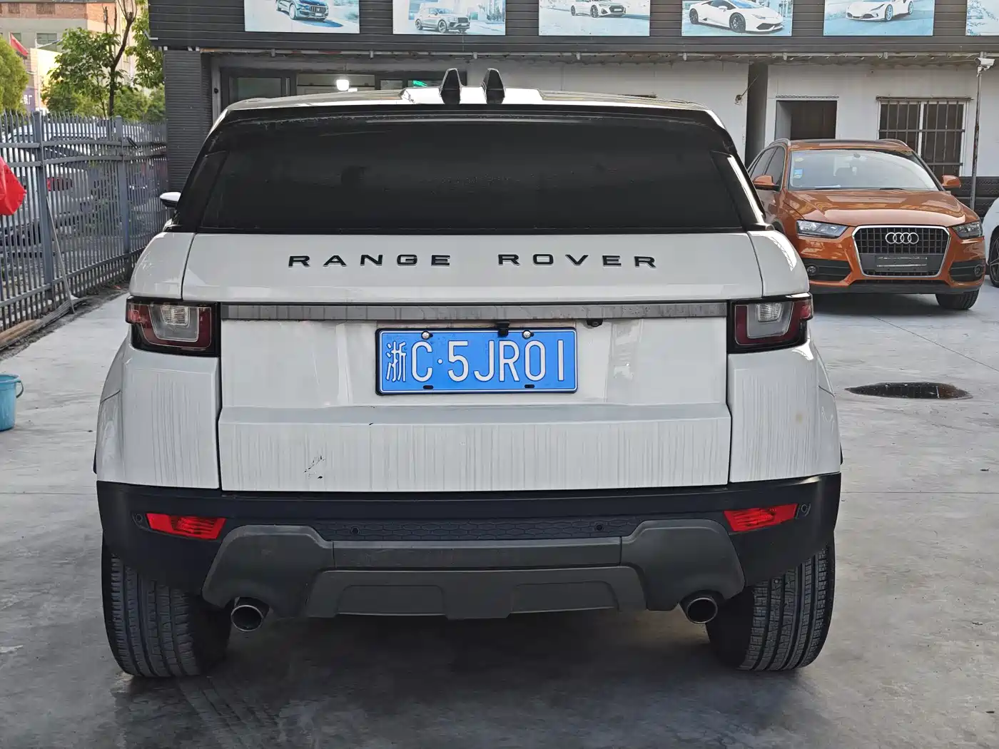 Land Rover Range Rover Evoque 2018 240PS SE Smart Edition фото 6