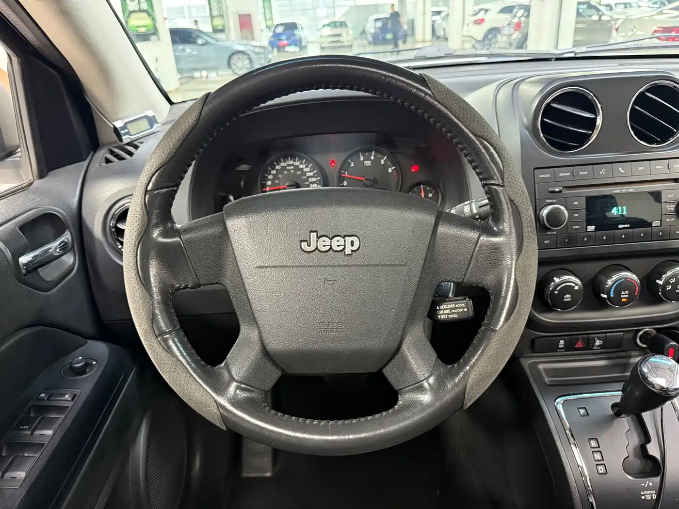 Фото 14 - Jeep Compass (Import)