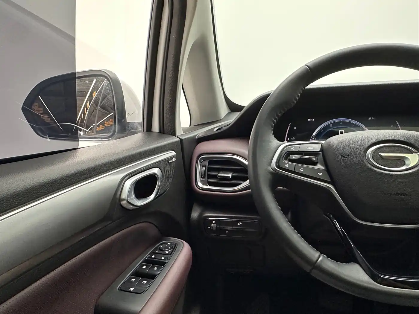 GAC Trumpchi Trumpchi M6 2025 2023 PRO 270T DCT Luxury Edition