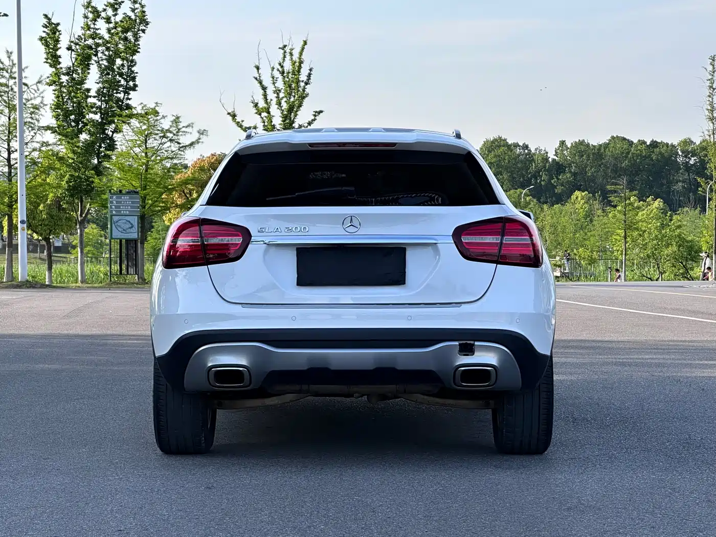 Mercedes-Benz GLA 2017 GLA 200 Dynamic фото 18
