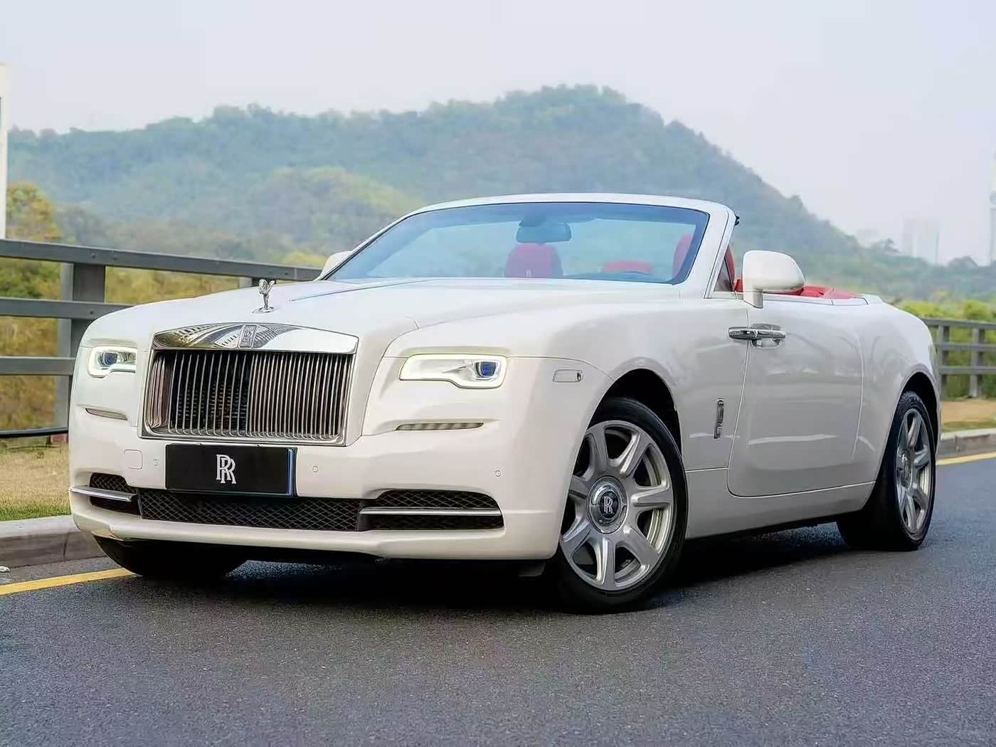 Rolls-Royce Dawn