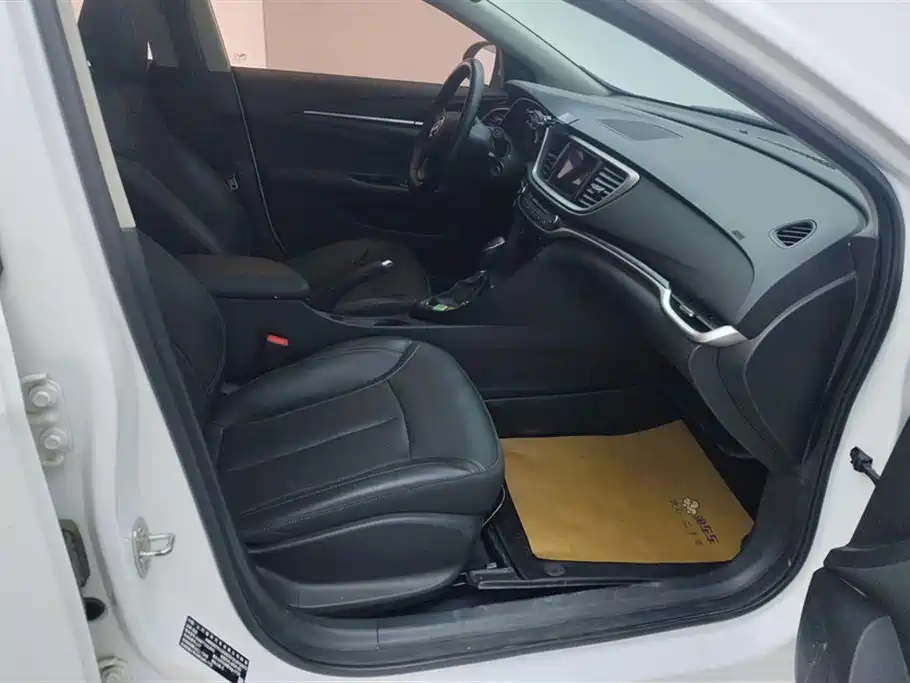 Buick Excelle 2021 1.3T Auto Mild Hybrid Elite фото 8