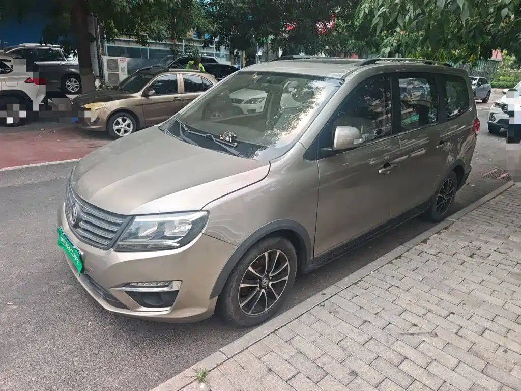 Dongfeng Fengxing Fengxing S500 2016 2016 1.6L CVT Premium