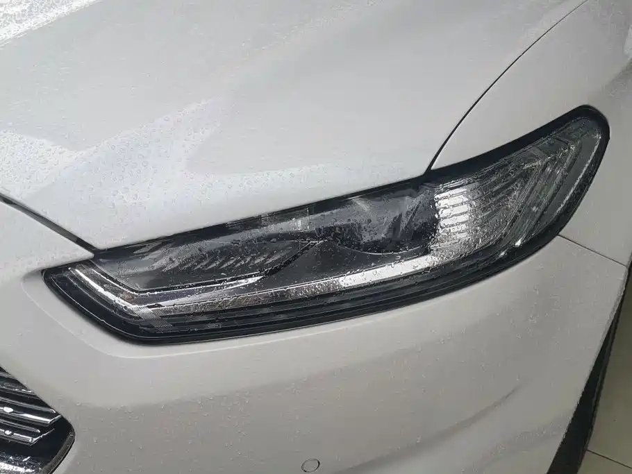 Ford Mondeo 2014 2013 2.0L GTDi240 Ultimate