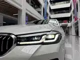 Photo 21 - BMW 5 Series