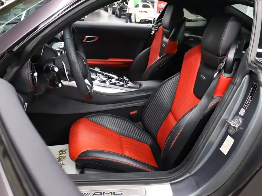 Фото 12 - Mercedes-Benz AMG GT
