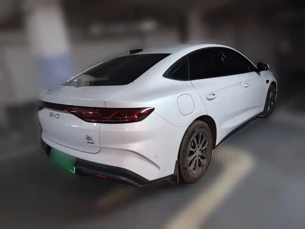 BYD Qin L 2025 DM-i Smart Drive Edition 80KM Leading фото 5