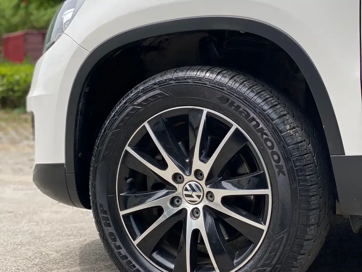 Volkswagen Tiguan 2013 1.8TSI Automatic 2WD Luxury Model фото 9