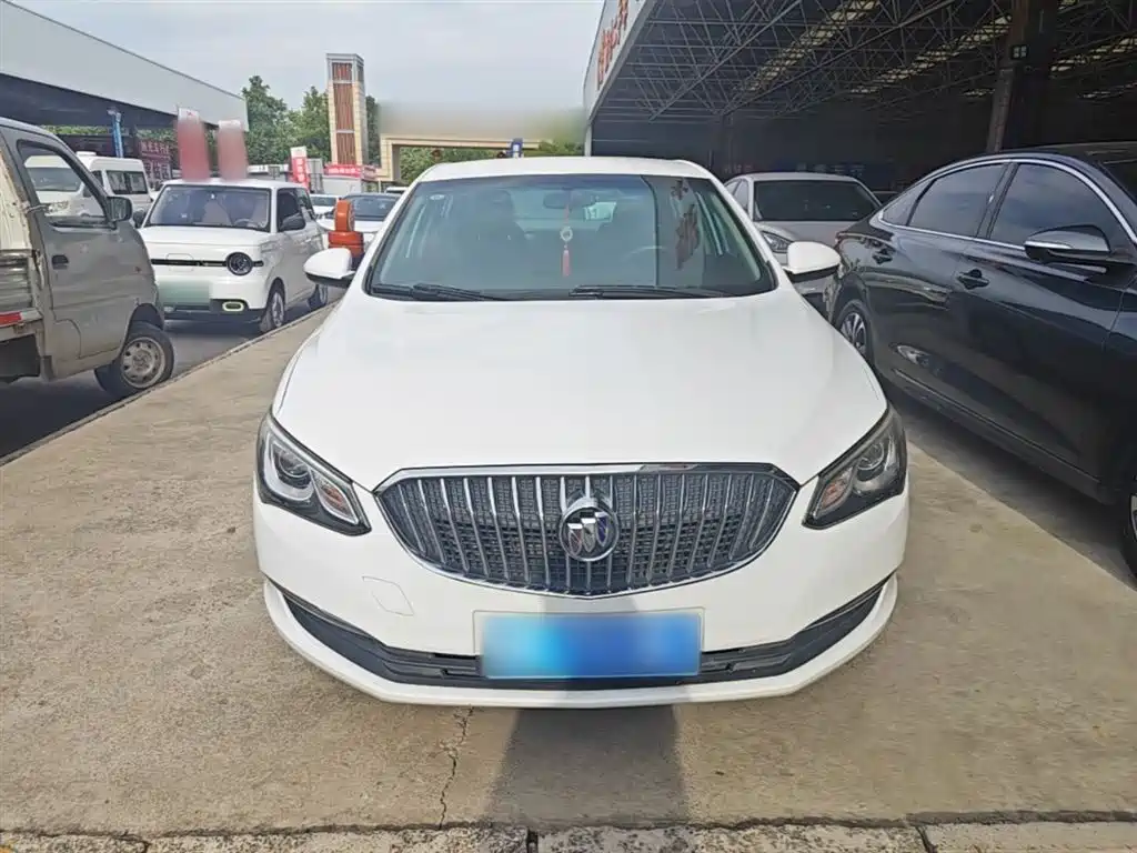 Buick Excelle 2017 15N Automatic Progressive фото 3