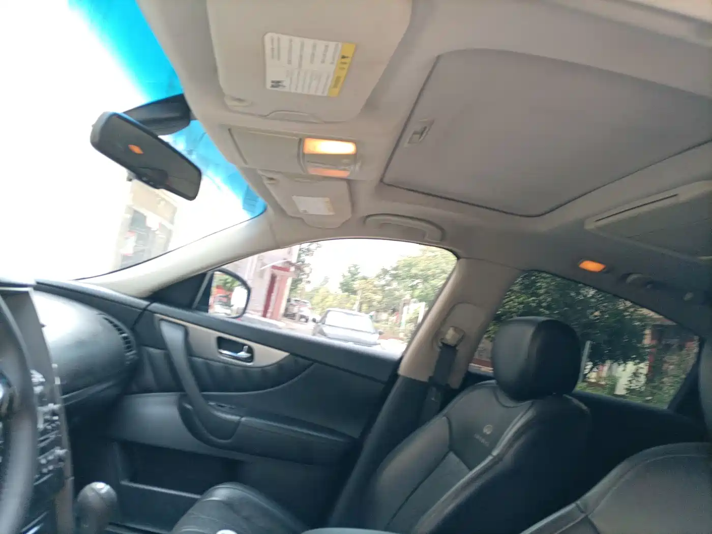 Infiniti FX 2011 2011 Infiniti FX35 Premium Edition