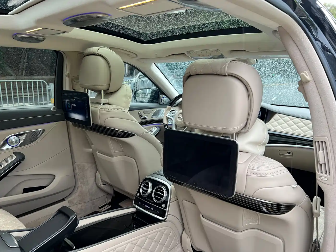 Mercedes-Benz Maybach S-Class 2018 Model S 680 фото 17