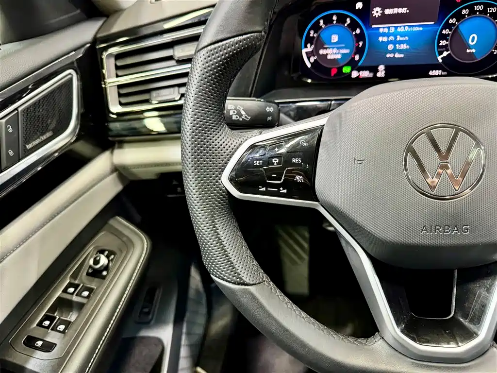 Volkswagen Teramont 2024 380TSI 4WD Prestige Flagship Edition фото 14