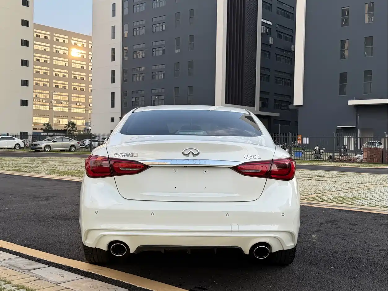2022 Infiniti Q50L