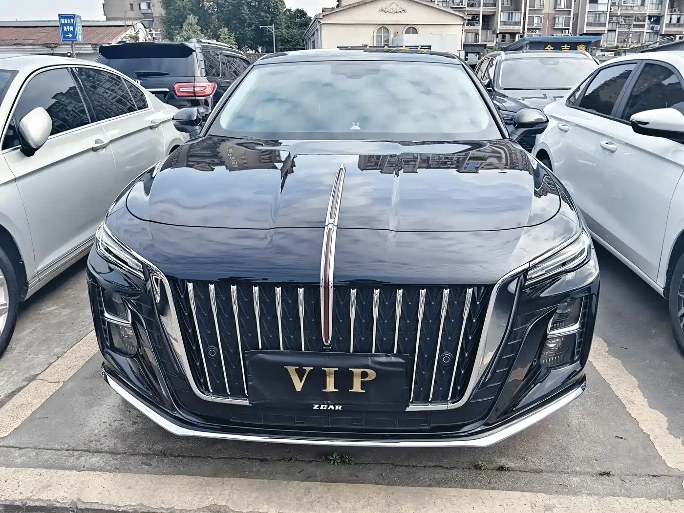 Hongqi H5 2025 1.5T DCT Qiyue 500,000 Units Commemorative Edition фото 2