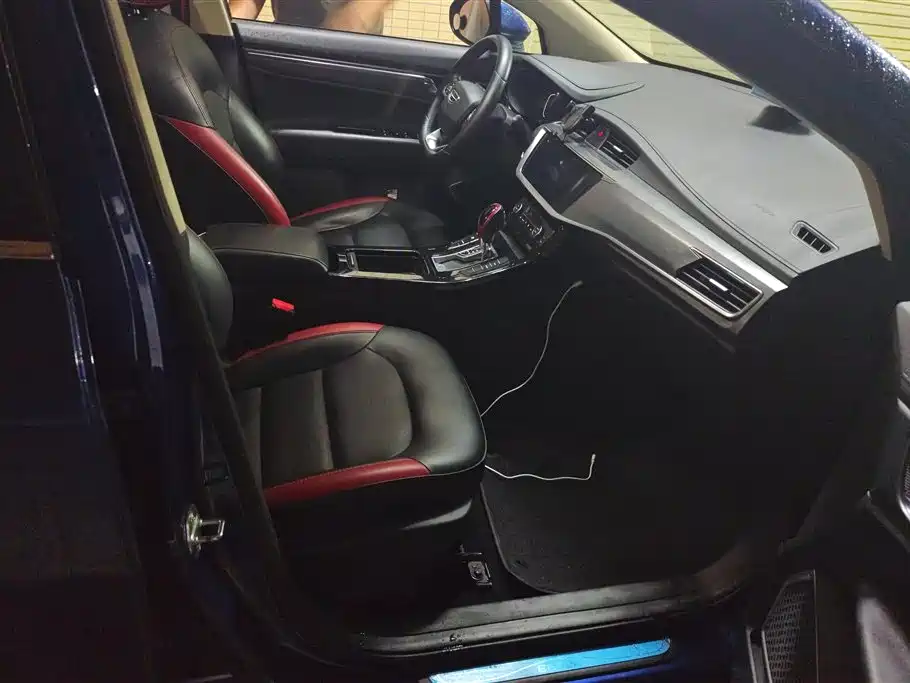 GEELY AUTOMOBILE EMGRAND GS