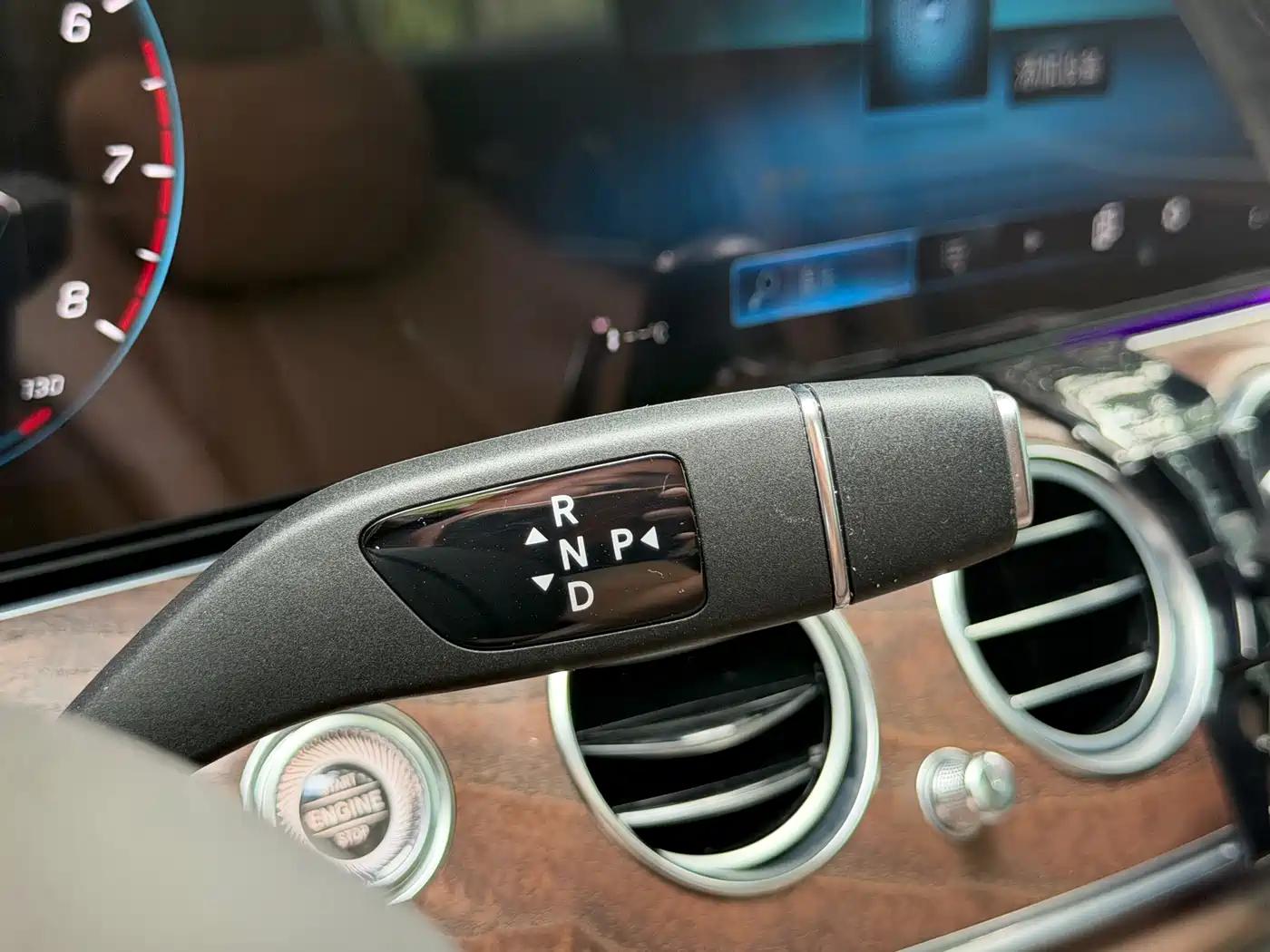 Mercedes-Benz E-Class 2023 E 300 L Fashion фото 17