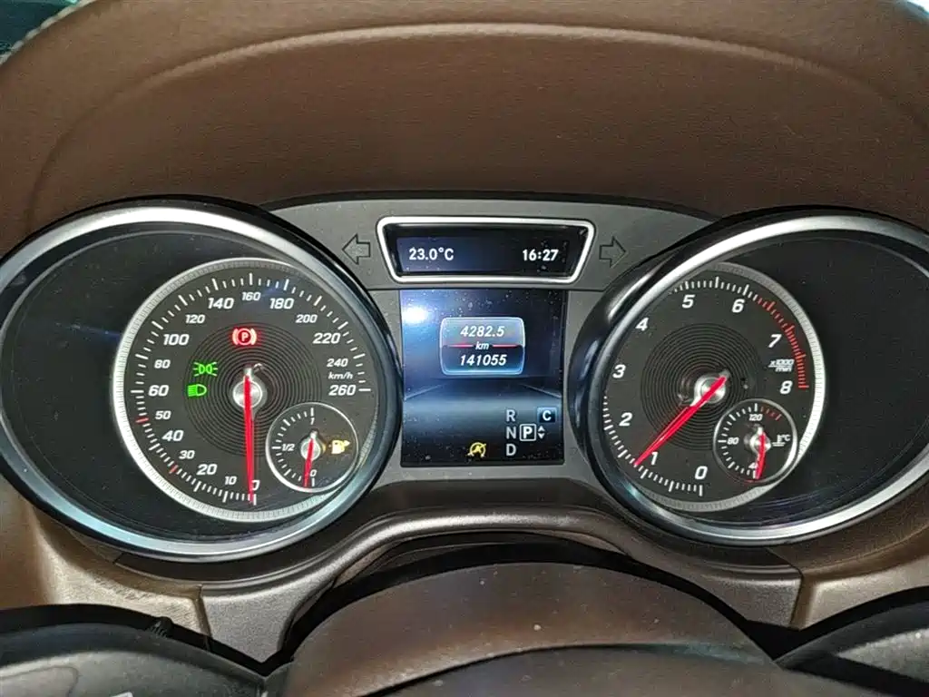 Mercedes-Benz GLE 2017 GLE 320 4MATIC Dynamic фото 12