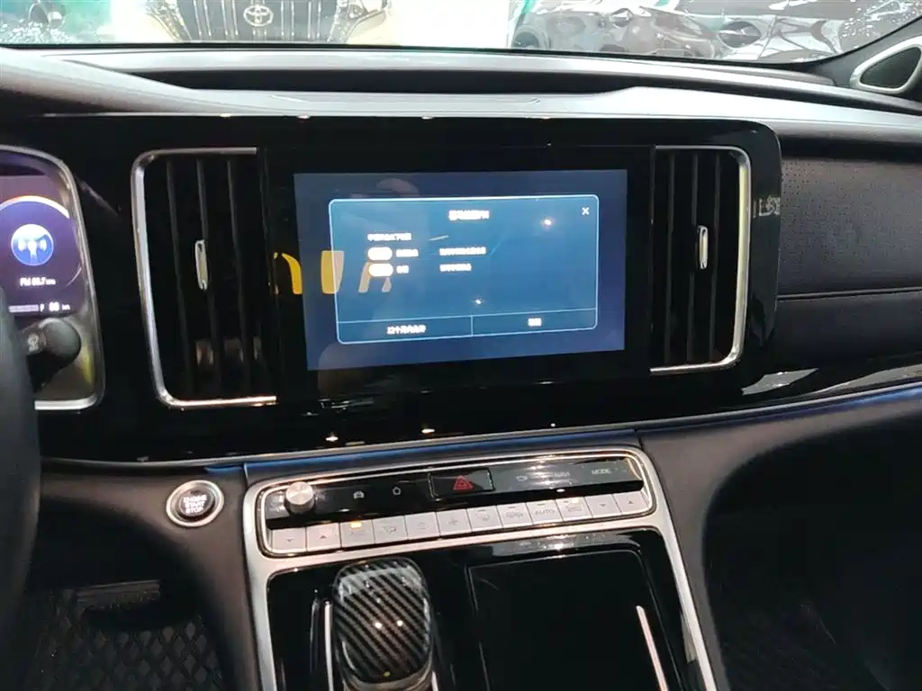 GAC Trumpchi Trumpchi M8 2021 Master Series 390T Ultimate Edition фото 13