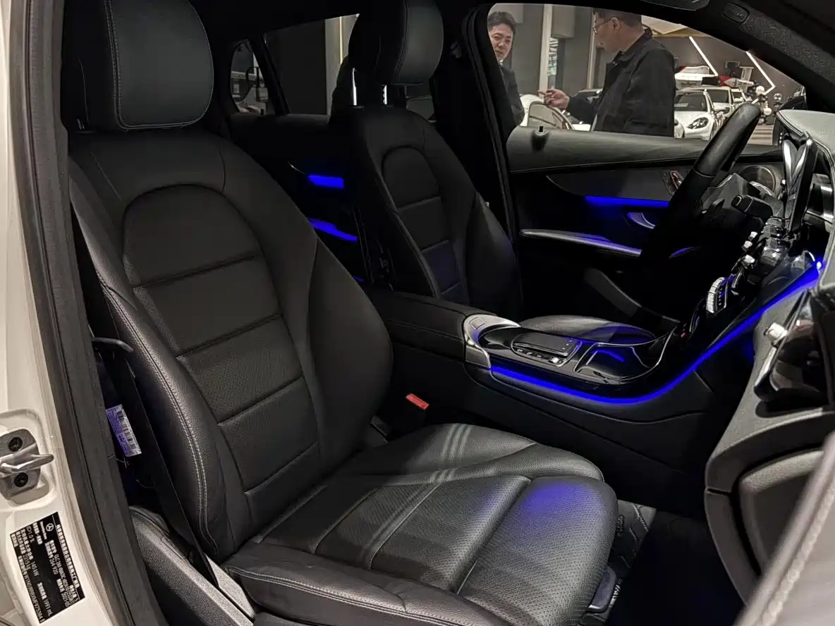 Mercedes-Benz GLC Coupe 2021 GLC 260 4MATIC Coupe SUV фото 13