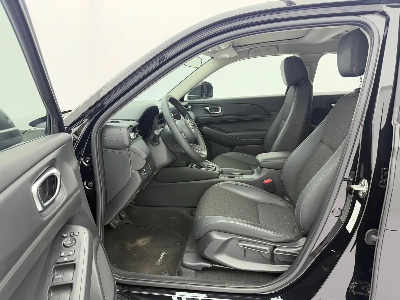 Photo 20 - Honda Vezel