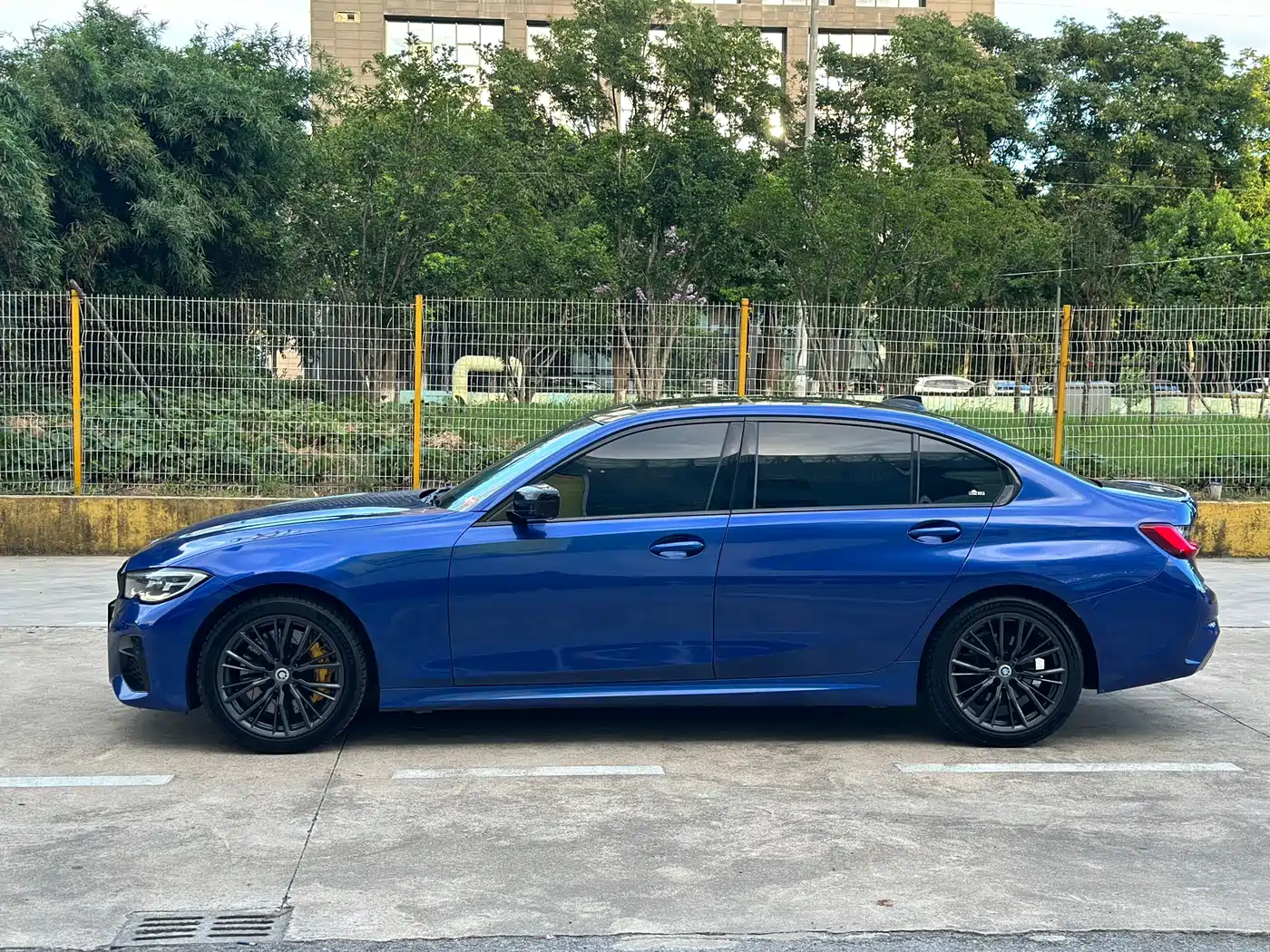 Фото 2 - BMW 3 Series