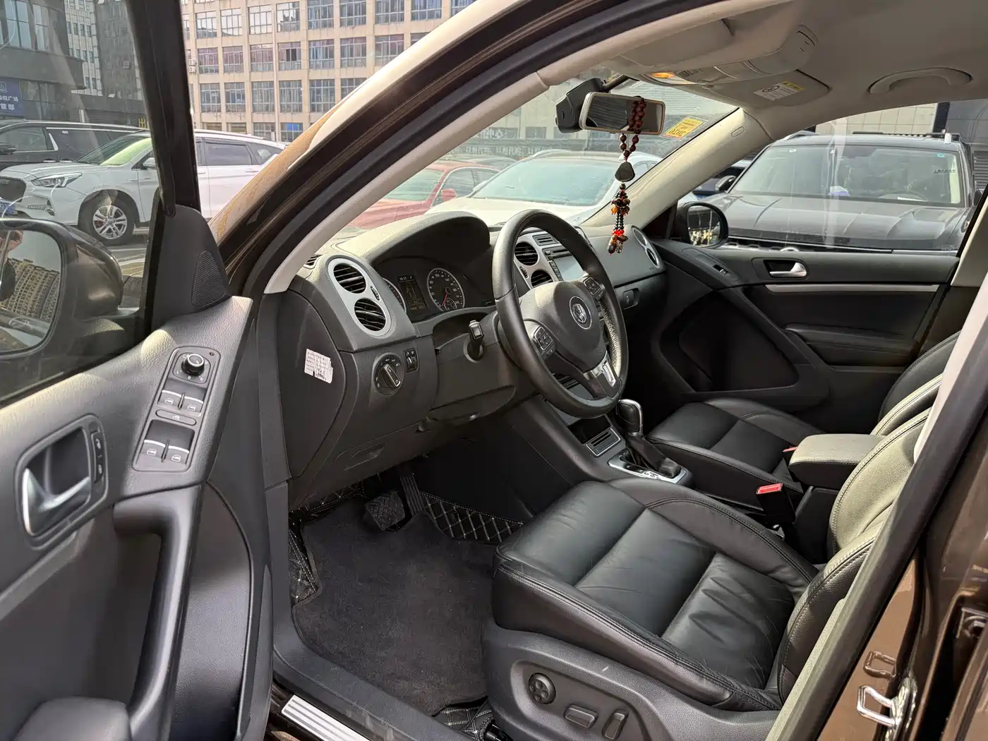 Volkswagen Tiguan 2015 1.8TSI Automatic 2WD Comfortline фото 9