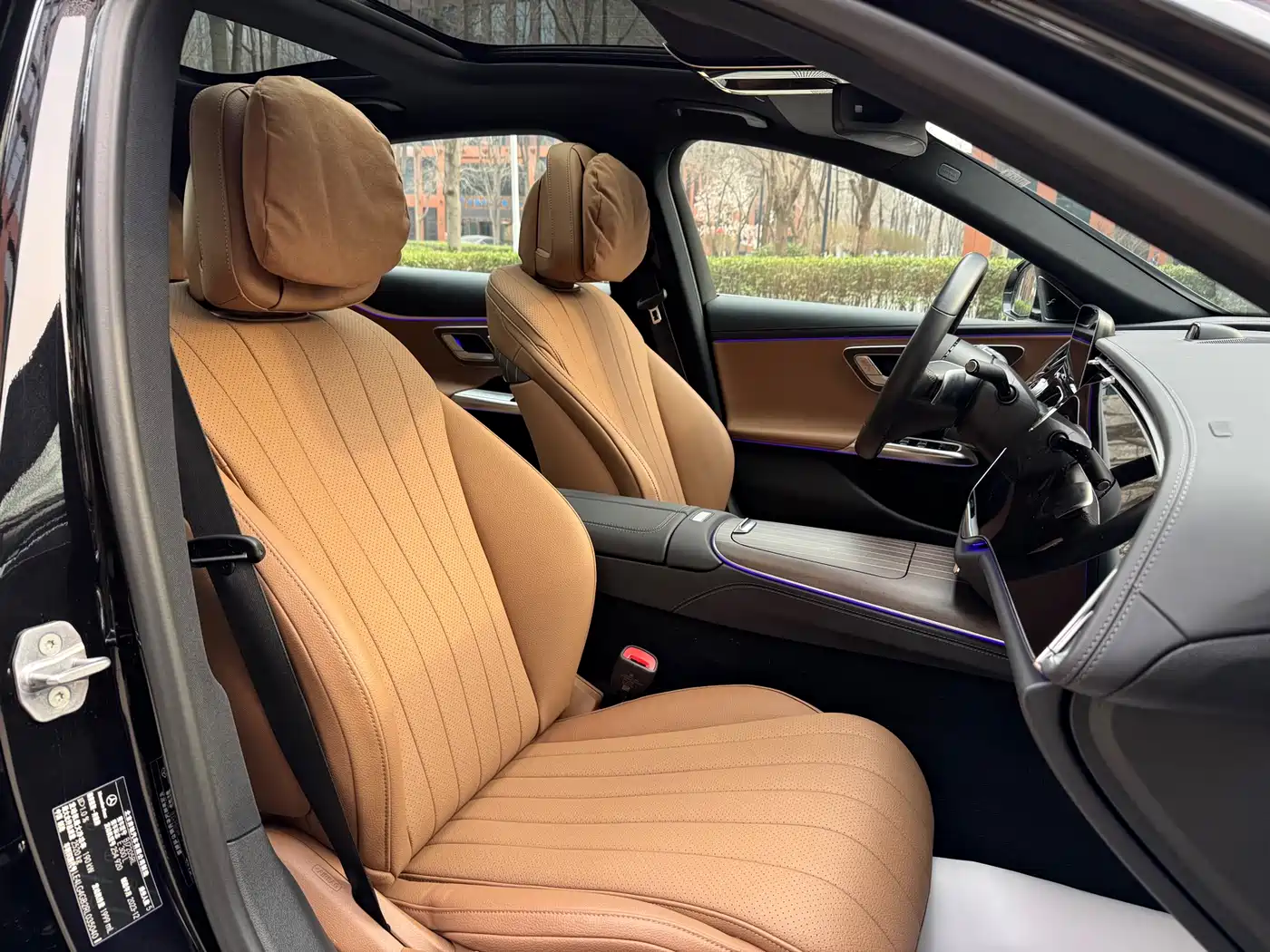 Mercedes-Benz E-Class 2024 Model E 300 L Luxury фото 11