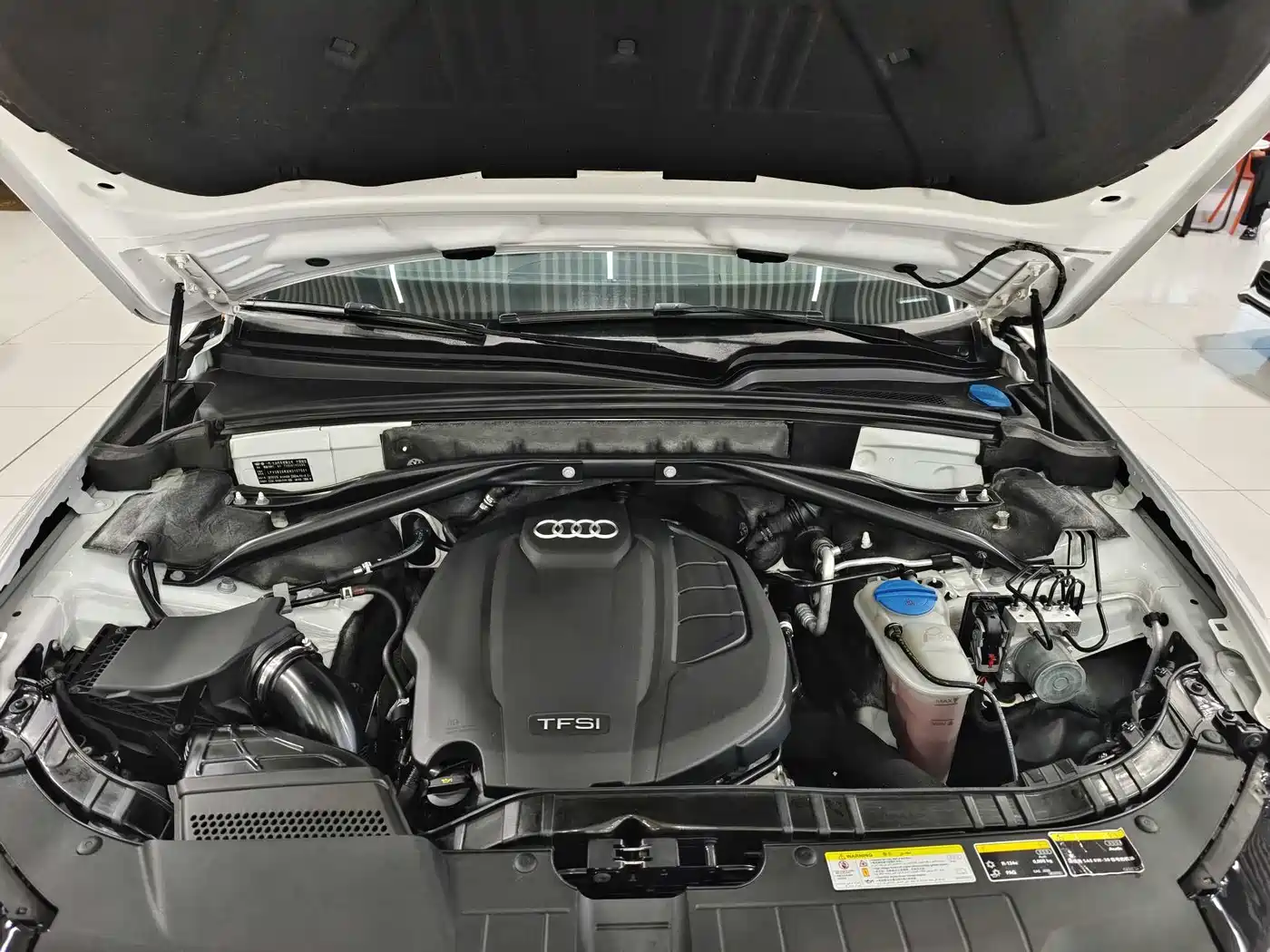 Audi Q5 2017 Plus 40 TFSI Technology фото 11