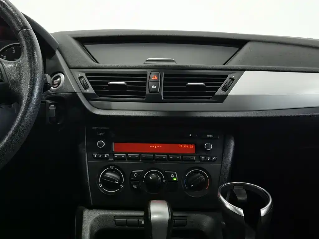 BMW X1 2012 2012 sDrive18i Fashion Model