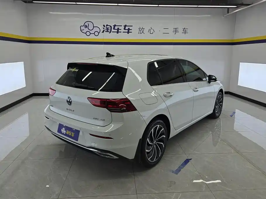 Volkswagen Golf 2021 280TSI DSG Pro фото 3