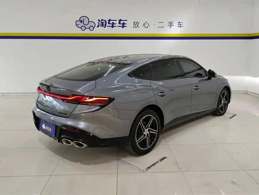 MG MG7