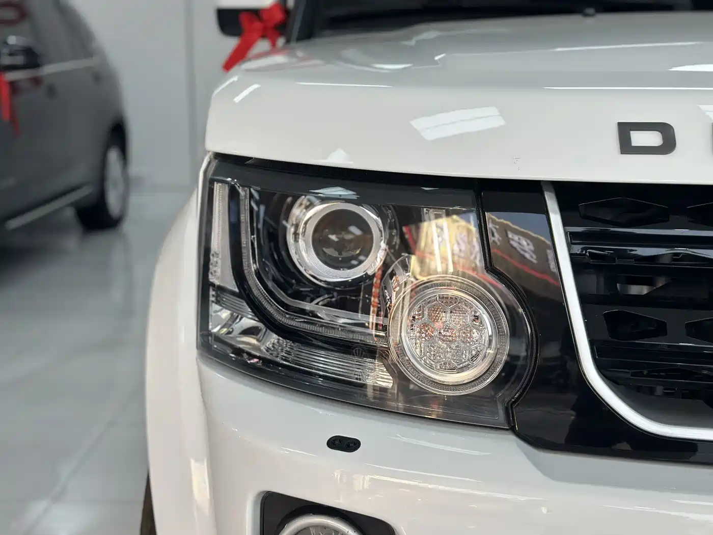Land Rover Discovery 2013 3.0 SDV6 HSE Diesel фото 28