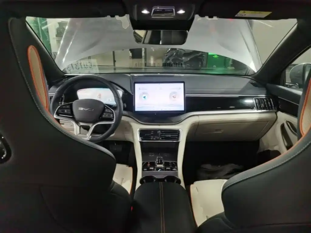 BYD Song PLUS PHEV 2024 Glory Edition EV 520km Flagship фото 10