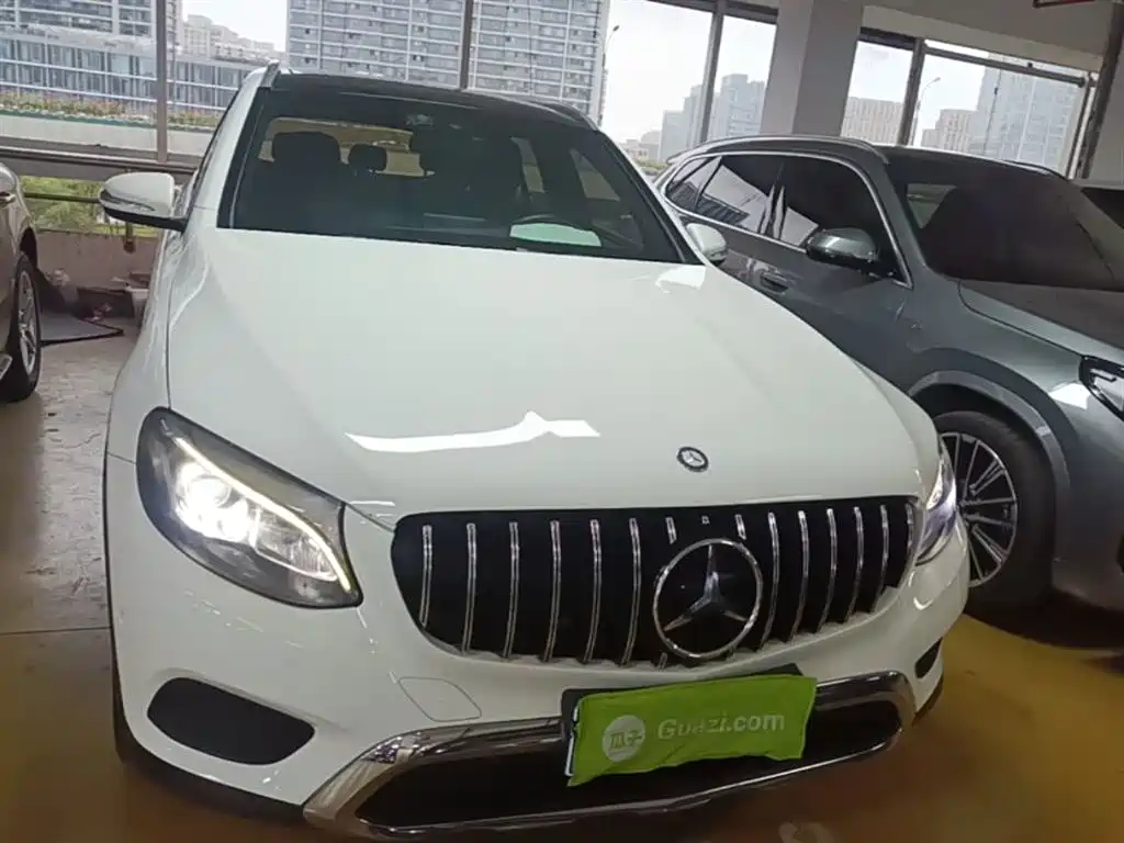 Mercedes-Benz GLC 2016 GLC 200 4MATIC фото 3