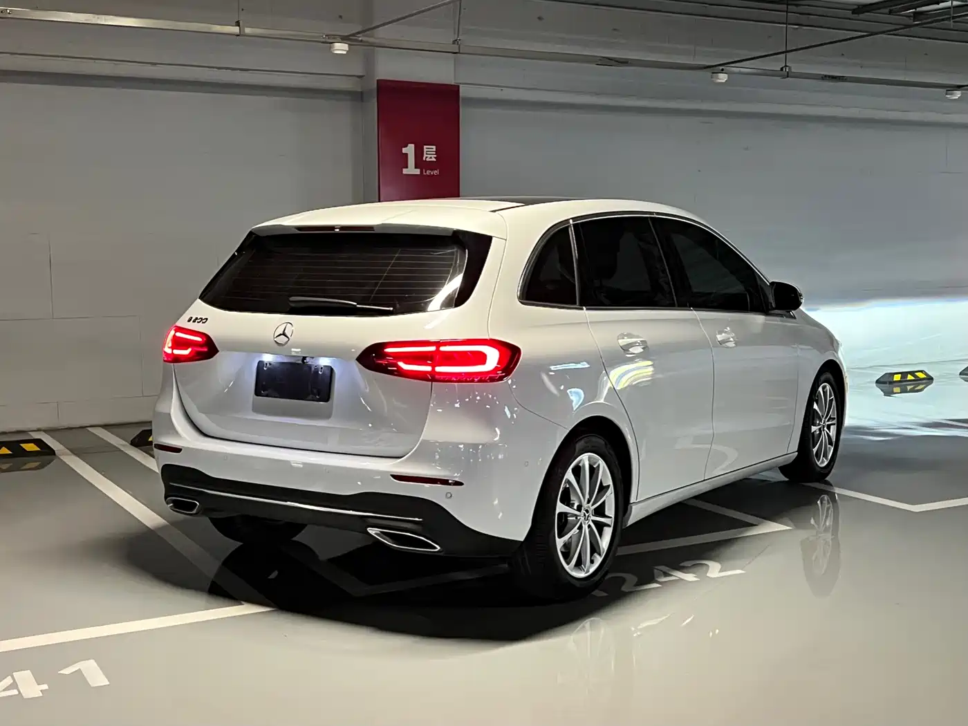 MERCEDES-BENZ CLASS B