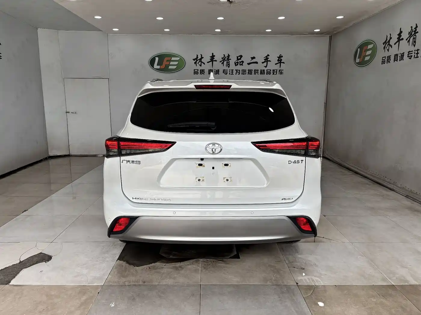 Toyota Highlander 2022 380T 4WD Premium 7-Seater фото 5
