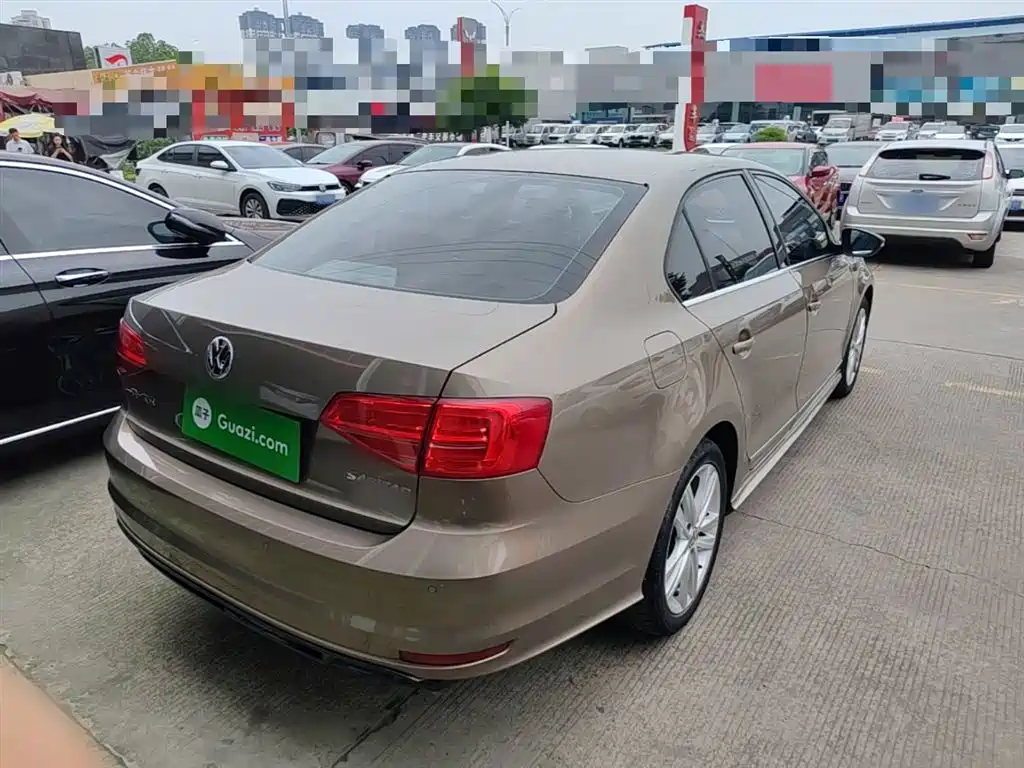 Volkswagen Sagitar 2018 280TSI DSG Spark Edition фото 7