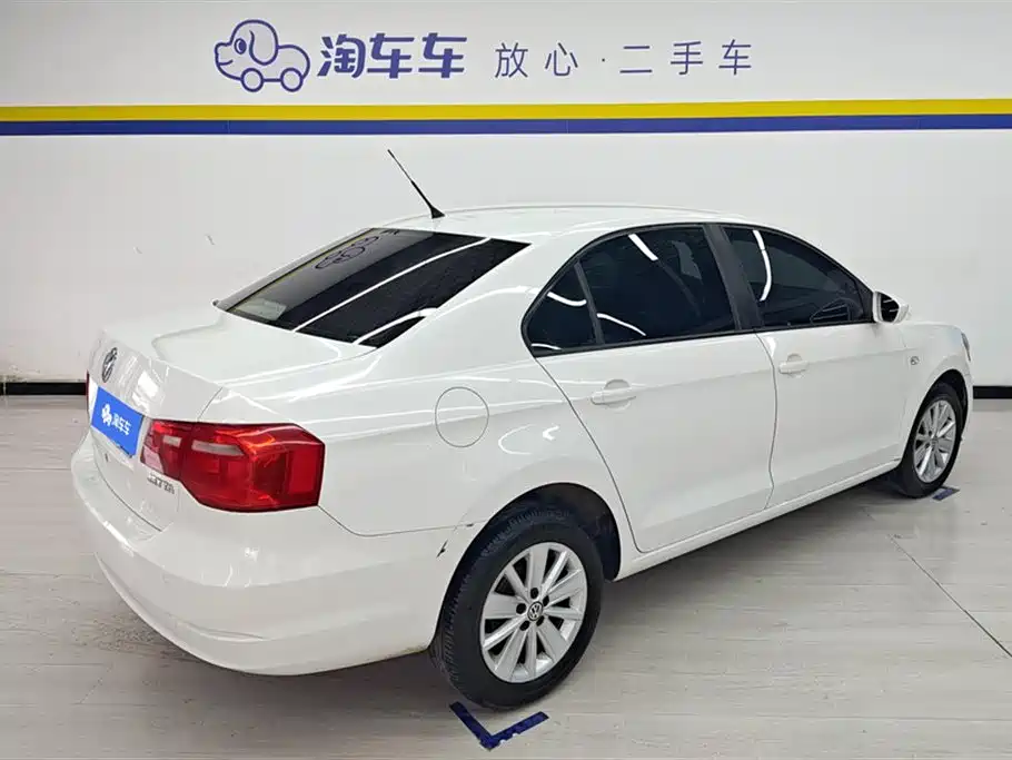 Volkswagen Jetta 2015 Value Edition 1.6L Manual Comfort фото 3
