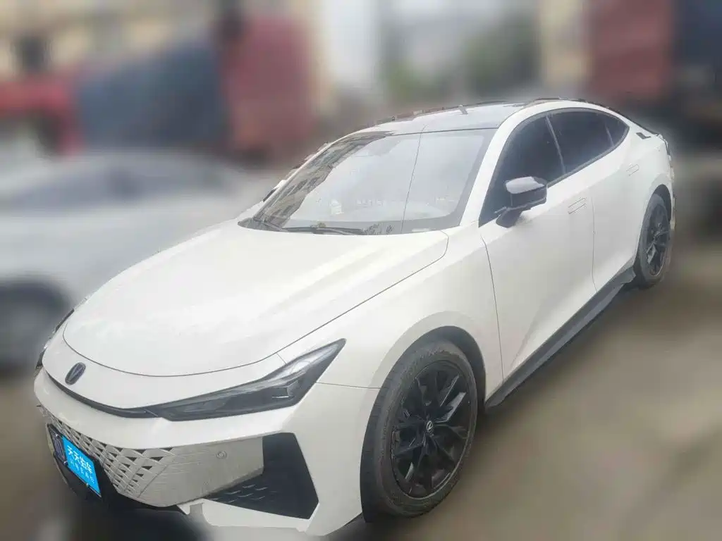 Changan UNI-V 2024 1.5T Deluxe