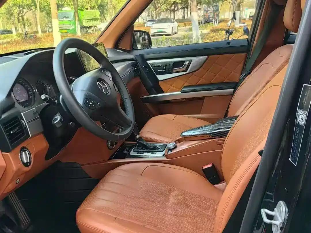Mercedes-Benz GLK-Class (Import) 2011 GLK 300 4MATIC Fashion фото 6