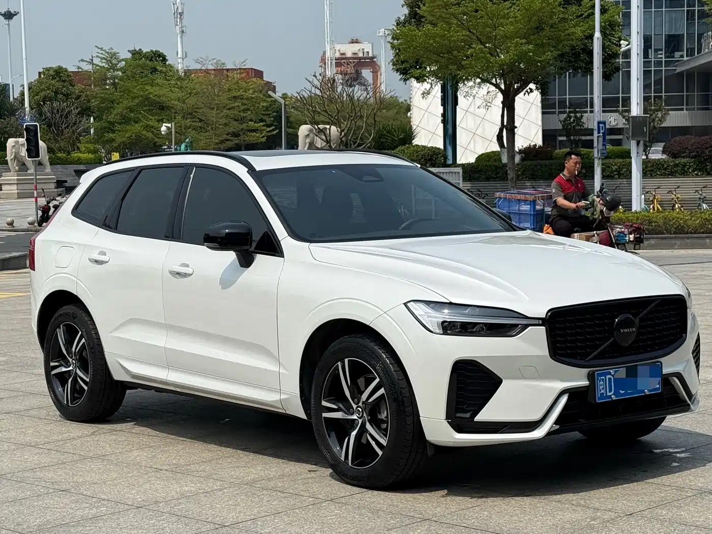 VOLVO XC60