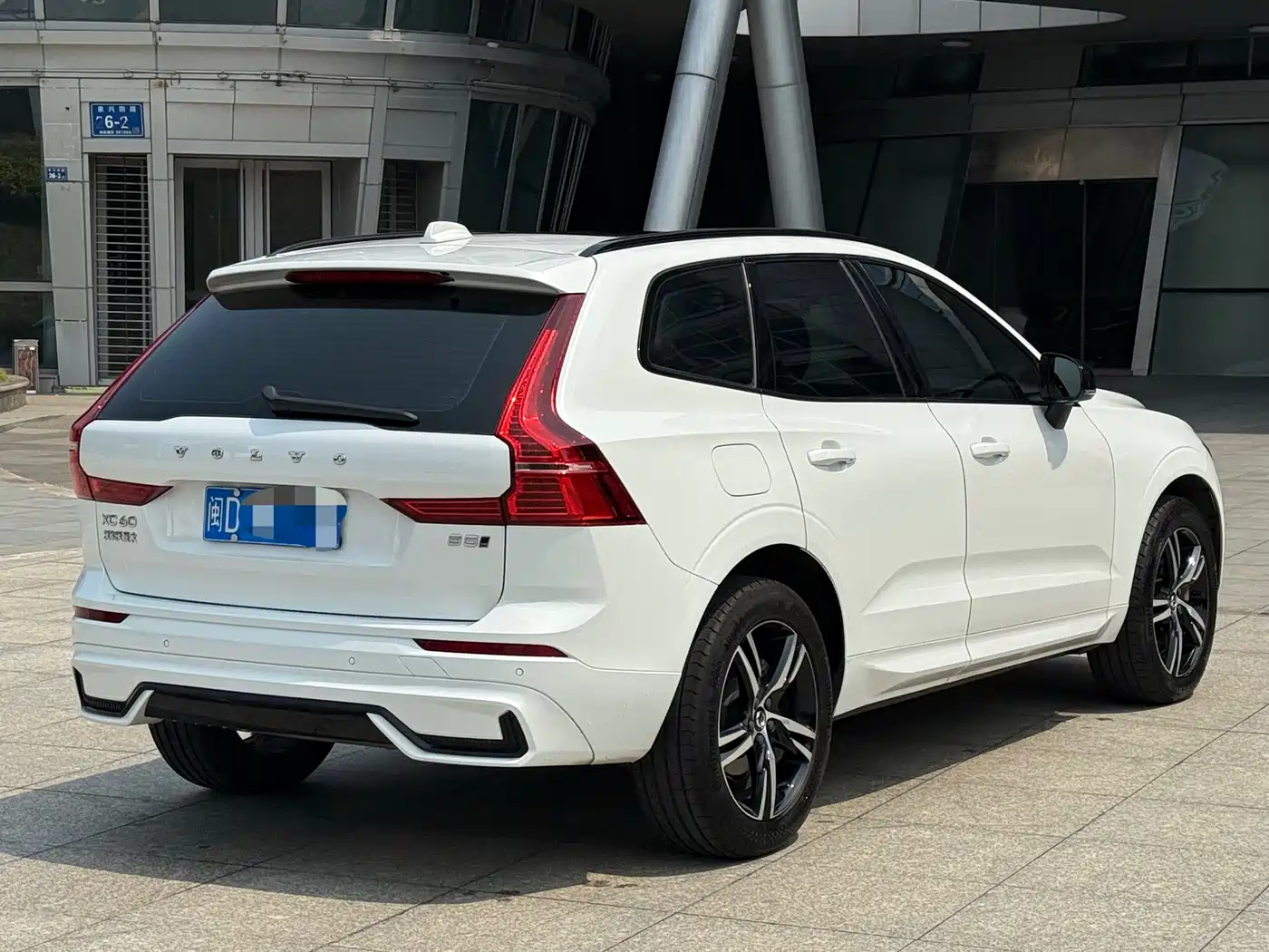 VOLVO XC60
